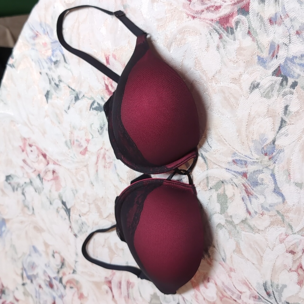 Red & Black padded bra